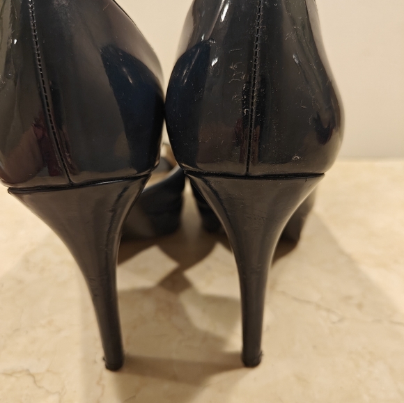 Nine West Navy Blue Patent D'Orsay Platform Pumps - 7M - Picture 5 of 11